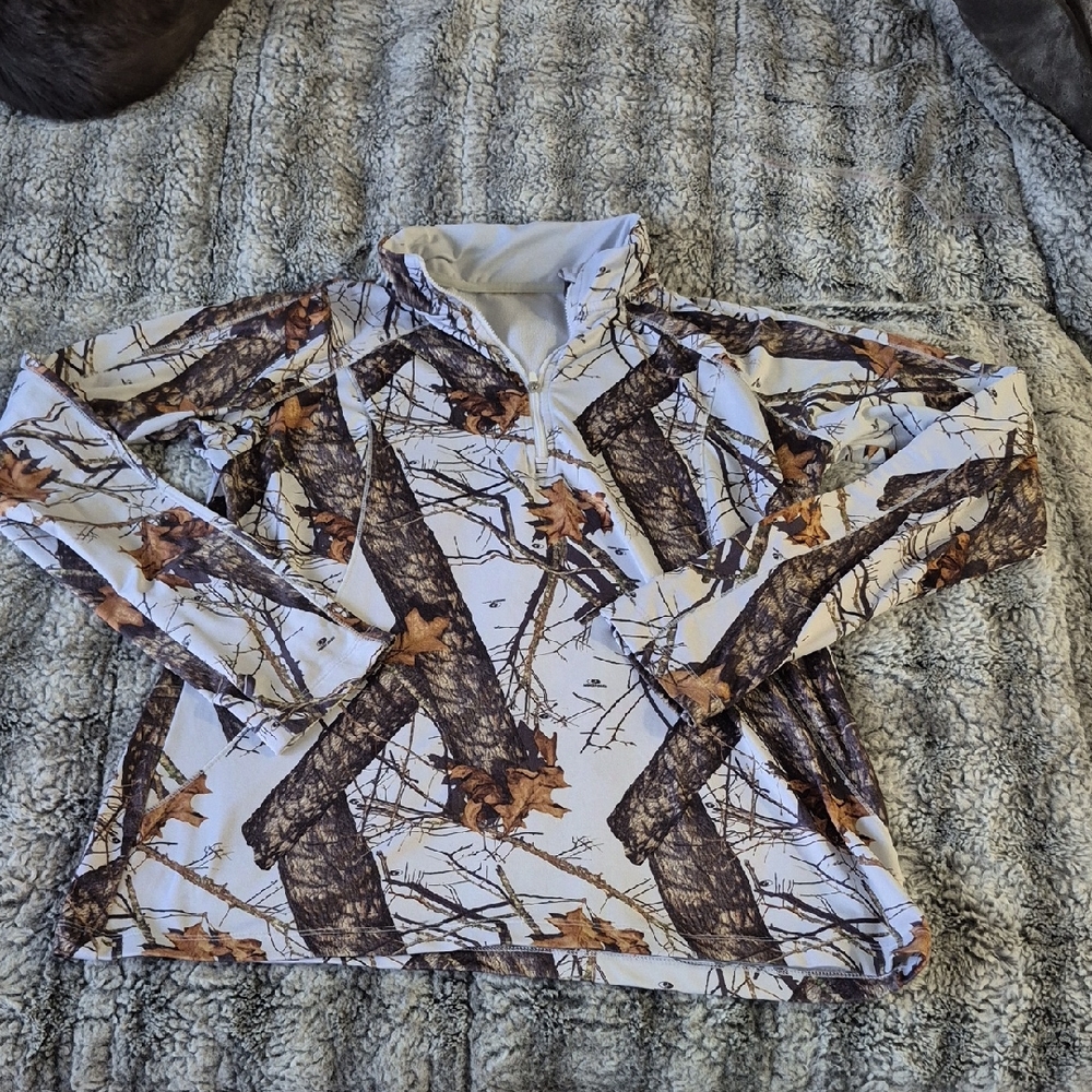 Camo Tree Branch Quarter-Zip Pullover (677)